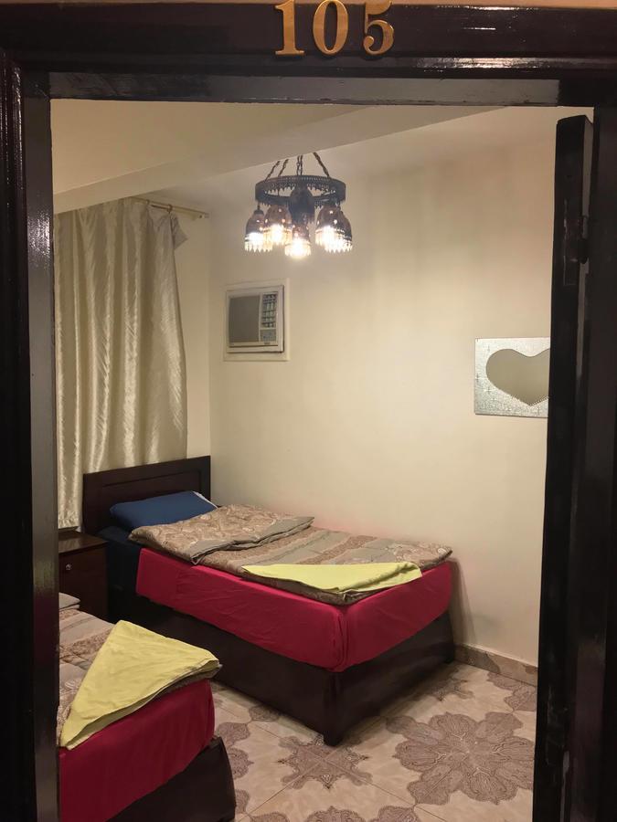 Wake Up! Cairo Hostel Екстериор снимка
