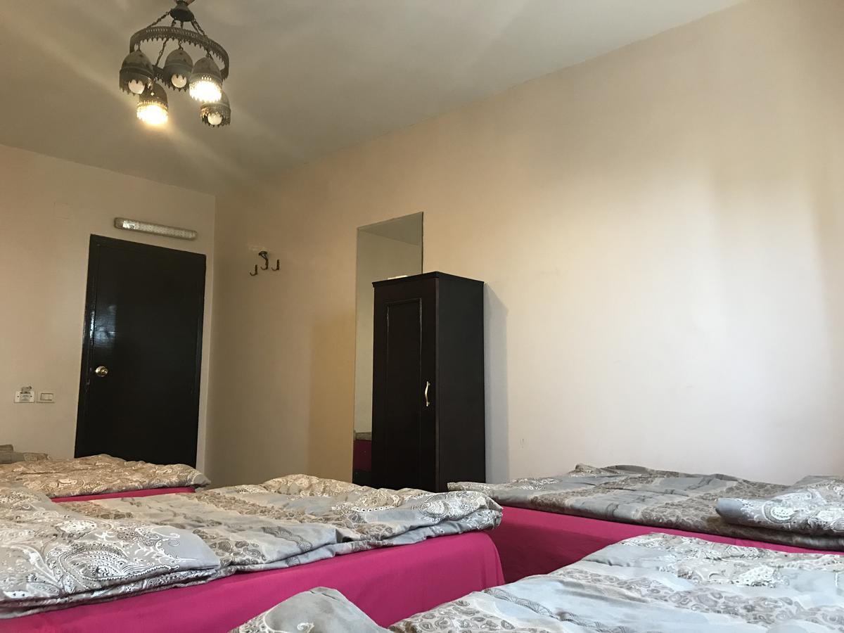 Wake Up! Cairo Hostel Екстериор снимка