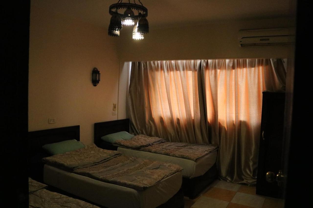 Wake Up! Cairo Hostel Екстериор снимка