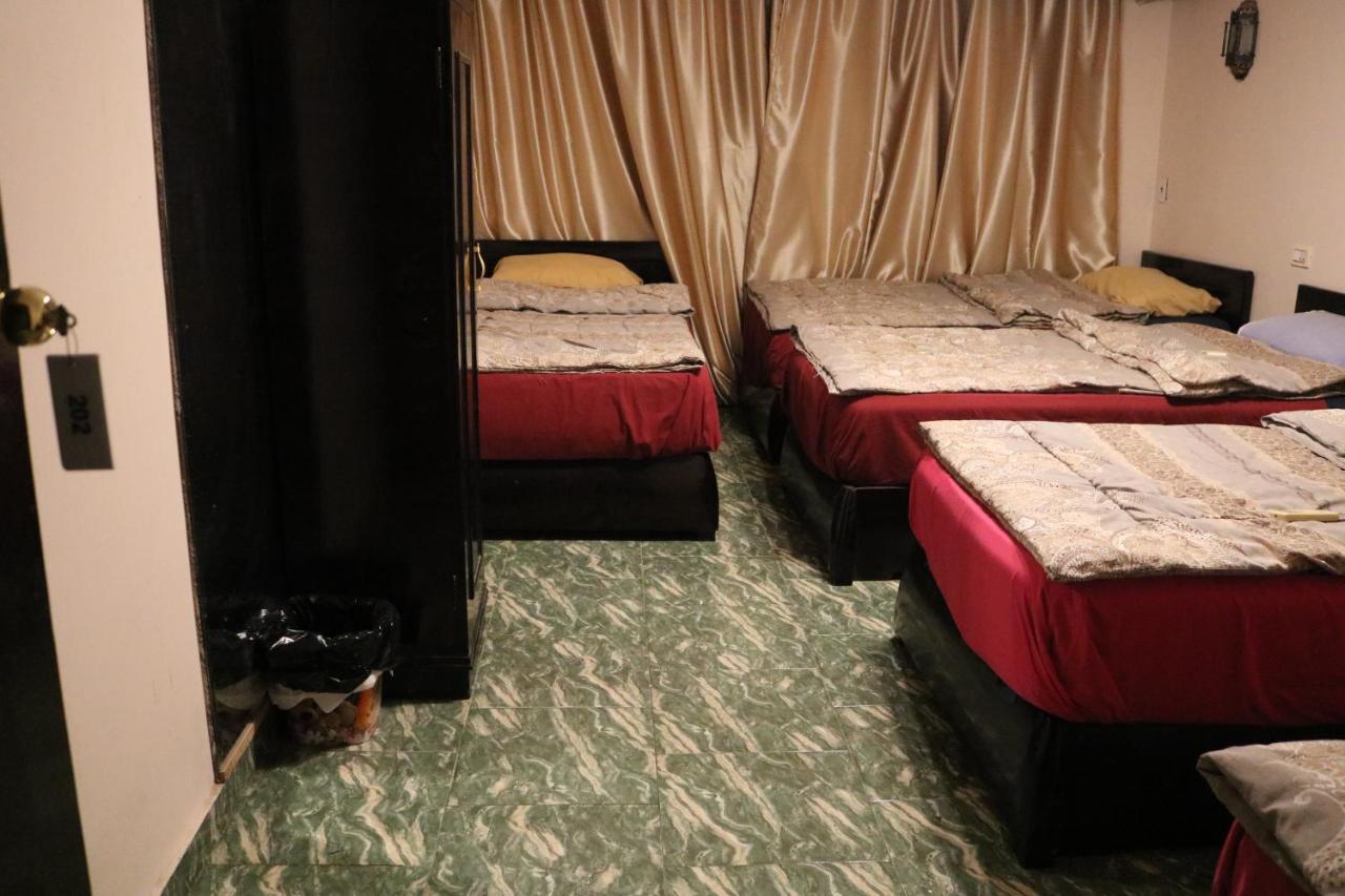 Wake Up! Cairo Hostel Екстериор снимка