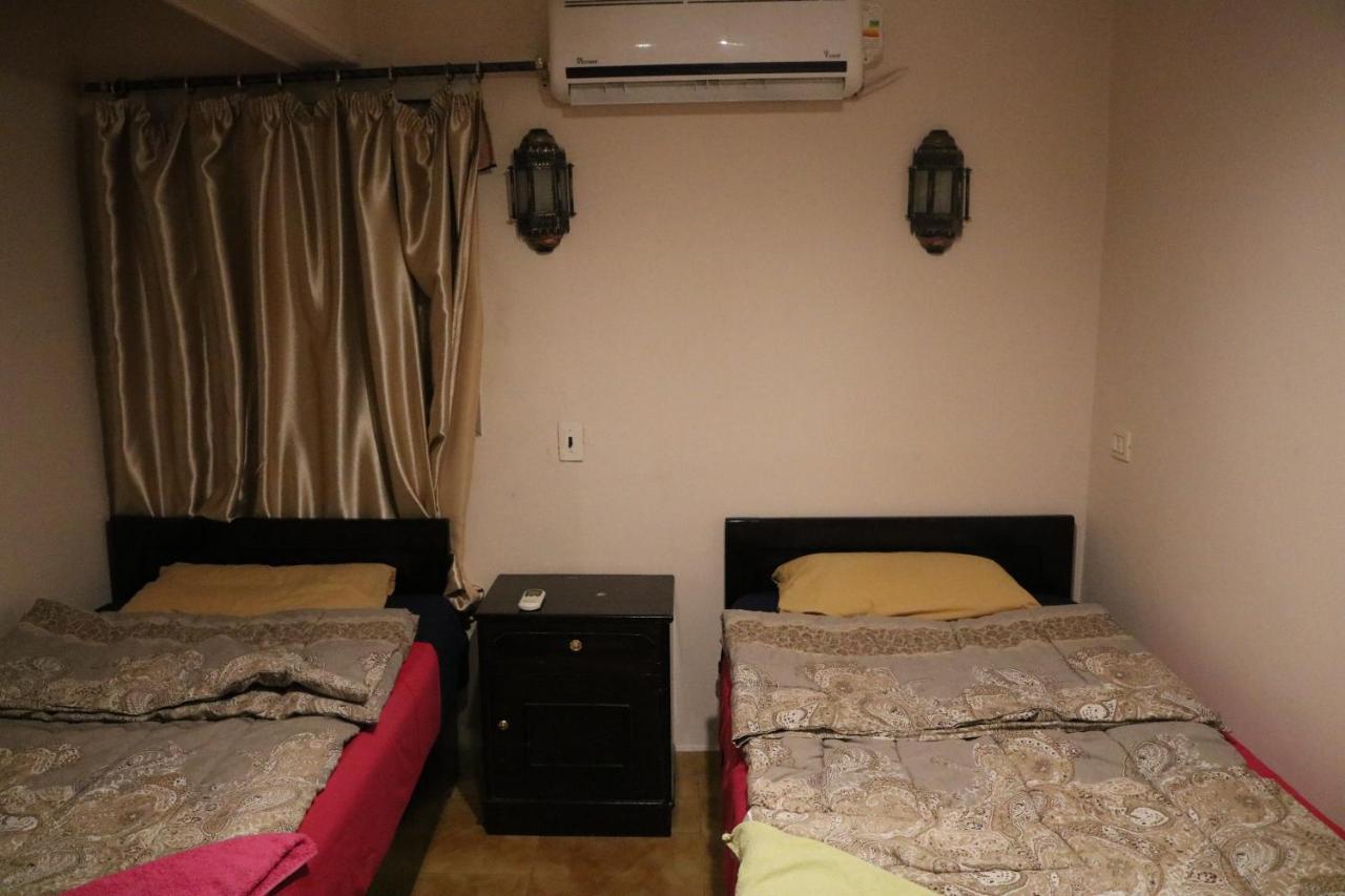 Wake Up! Cairo Hostel Екстериор снимка